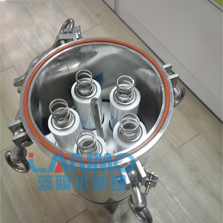 不锈钢精密过滤器在工业水处理的应用什么